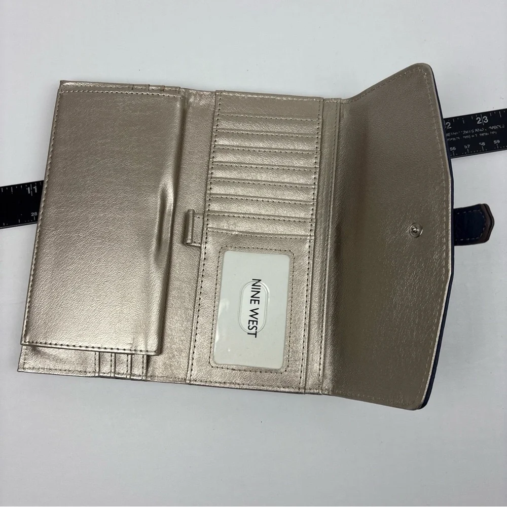 Nine West new without